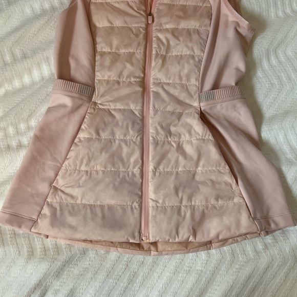 Lululemon Down for It All Vest Pink Size 4 - Picture 6 of 9
